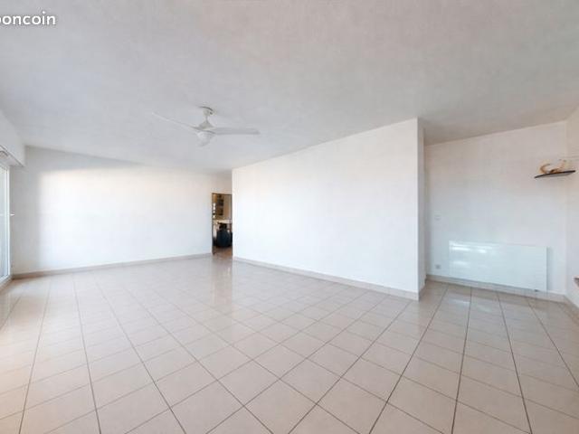 Appartement vente à Arrondissement de Draguignan, Fréjus