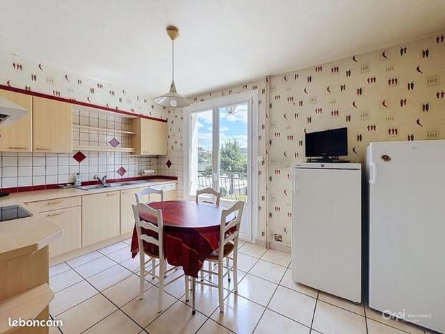Appartement vente à Saint-Flour, Saint-flour
