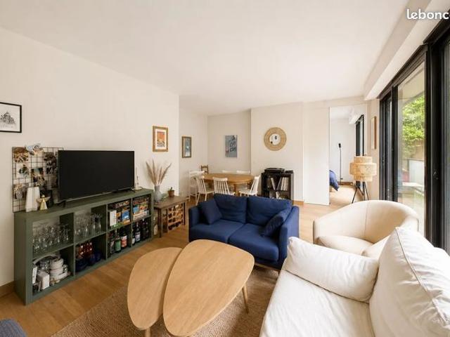 Appartement vente à Paris, Île-de-France