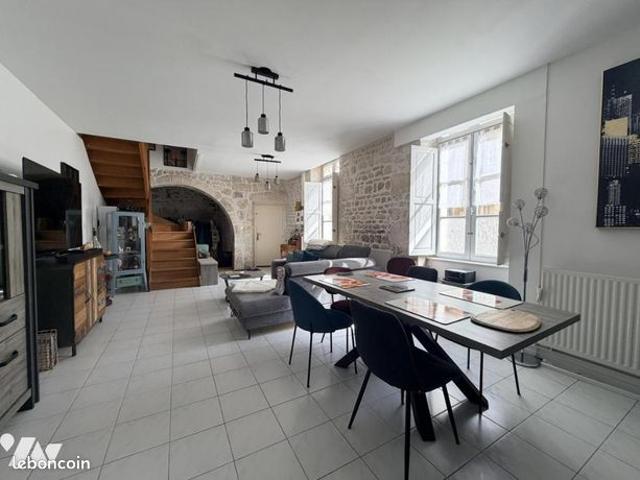 Appartement vente à Fontenay-le-Comte, Fontenay-le-comte