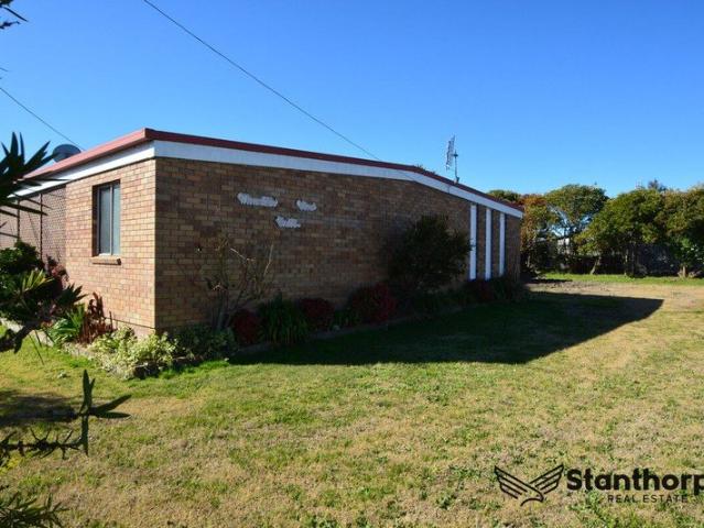 Duplex for sale in Stanthorpe, Southern Downs Regional