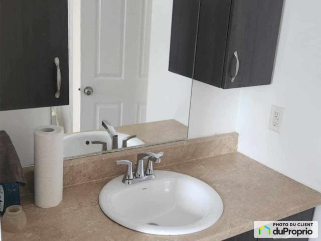 Duplex for sale in Granby
