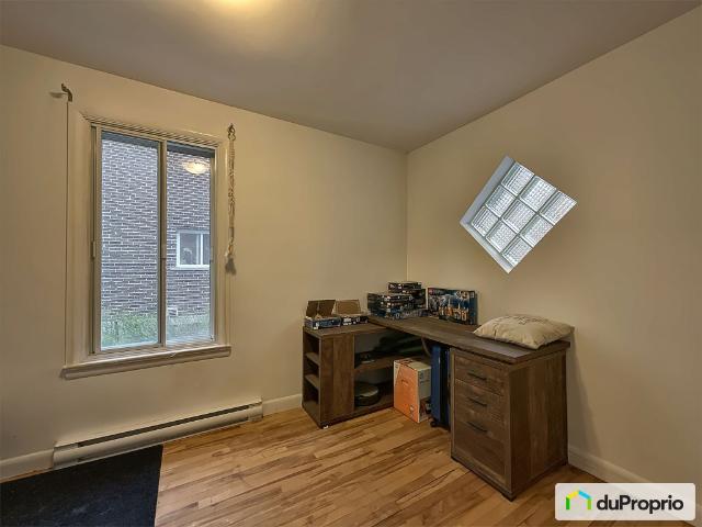 Duplex for sale in Granby