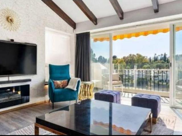 Dúplex en alquiler en La Quinta Hills, Benahavís