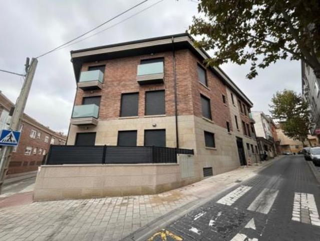 Dúplex en alquiler en Canteros, Galapagar