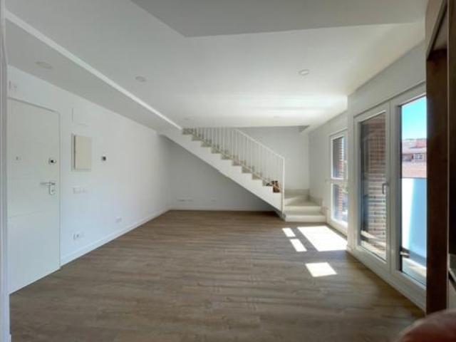Dúplex en alquiler en Casa Amarilla, Galapagar