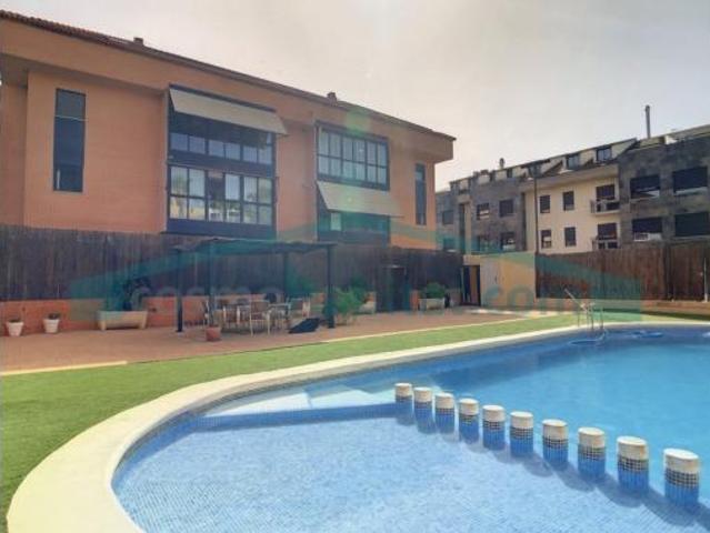 Dúplex en alquiler en Los Almendros, el Camp de Túria