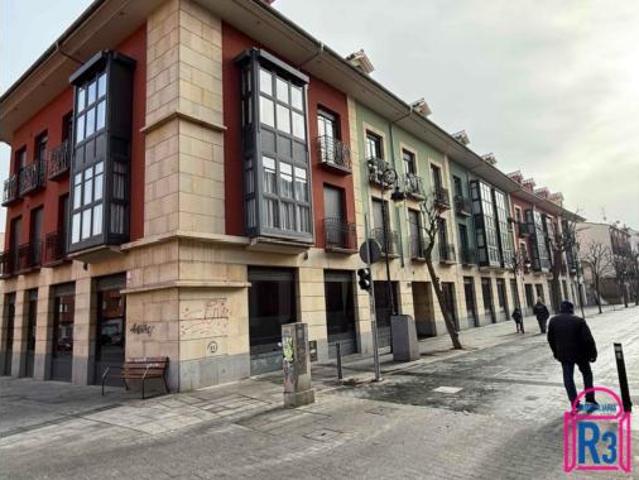 Dúplex en alquiler en San Lorenzo - La Palomera - San Mamés, León