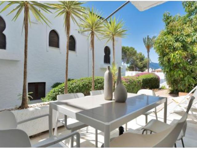 Dúplex en alquiler en Nueva Andalucía, Costa del Sol Occidental