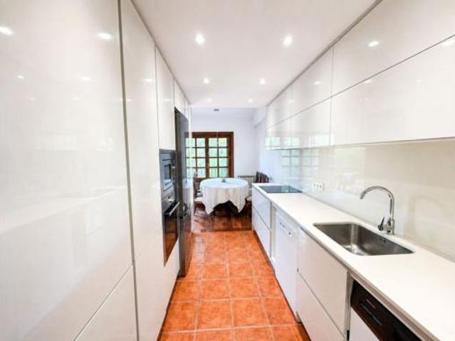 Dúplex en alquiler en Mendebaldea, Donostia-san Sebastián