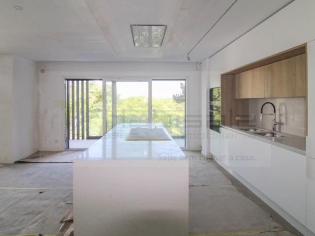 Duplex venda em Almada, Setúbal