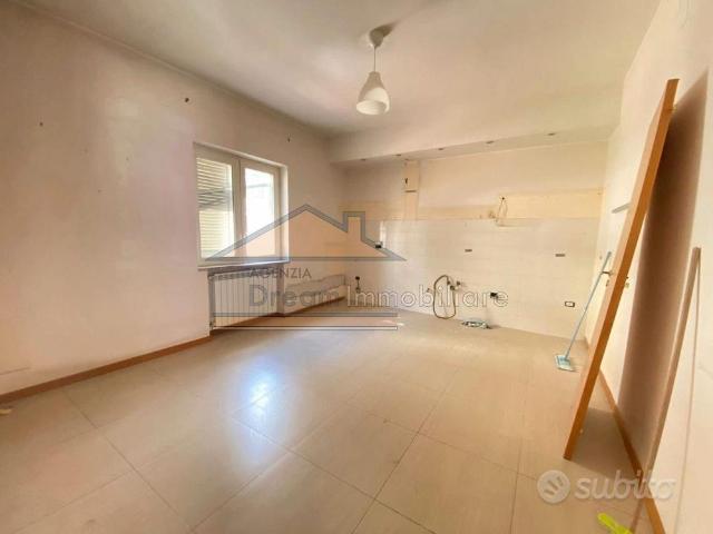 Villa Indipendente in affitto a Mugnano Di Napoli, Campania