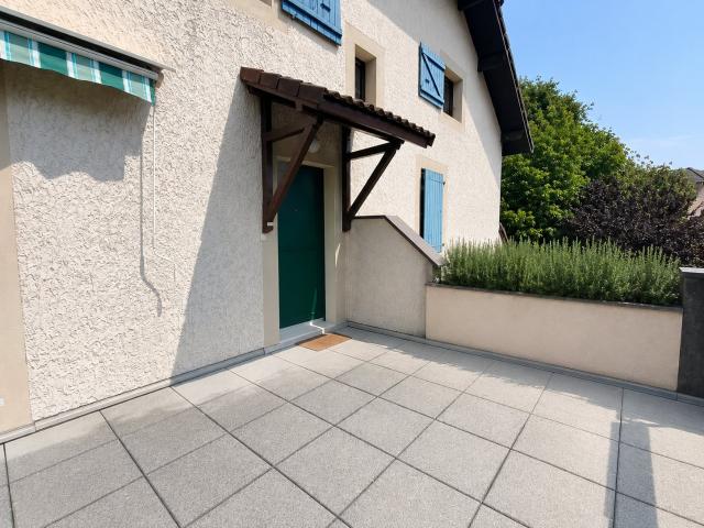 Duplex vente à Le Plaisir, Quintal