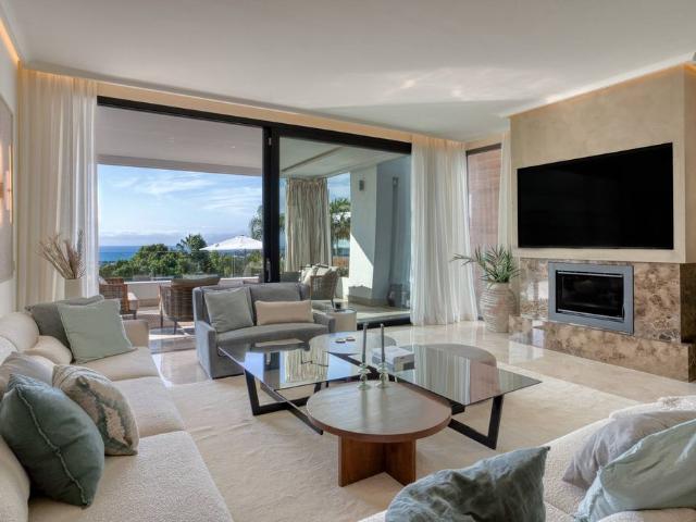 Piso en venta en Marbella, Urbanización Los Verdales