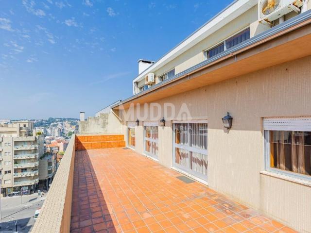 Apartamento venda em São João Da Madeira, Aveiro