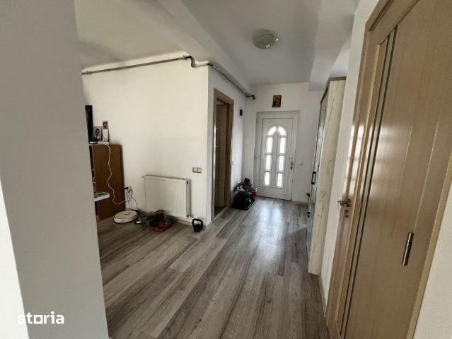 Casă închirieri în Colonia de Sub Deal, Florești