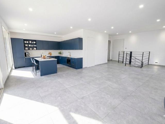 Duplex vente à Arrondissement de Toulon, Bandol