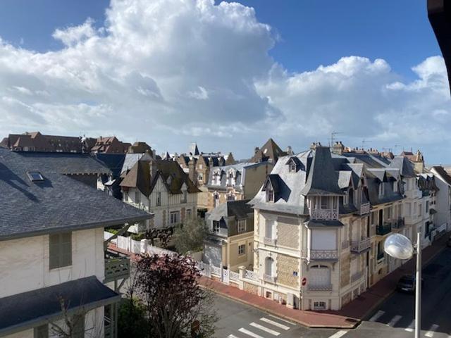 Duplex vente à Lisieux, Deauville