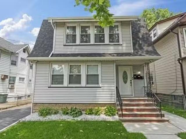 Condo for rent in East Orange
