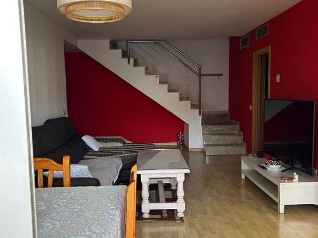 Dúplex en alquiler en Montmar, Castelldefels