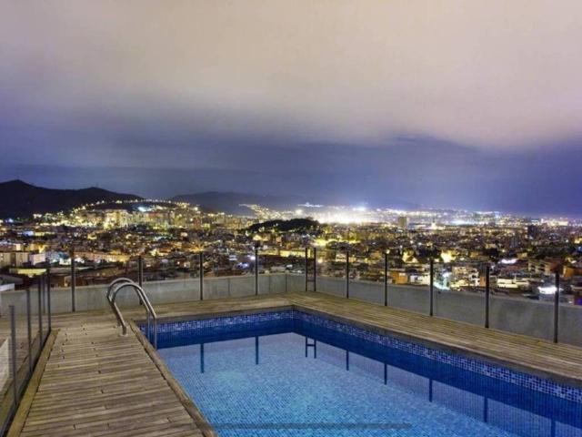 Dúplex en alquiler en Horta-Guinardó, Barcelonès