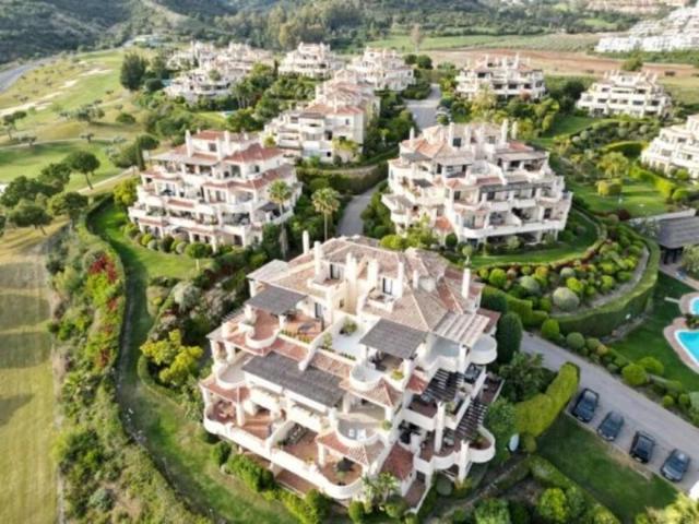 Dúplex en alquiler en Benahavís, Málaga