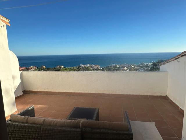 Dúplex en alquiler en La Capellanía, Costa del Sol Occidental