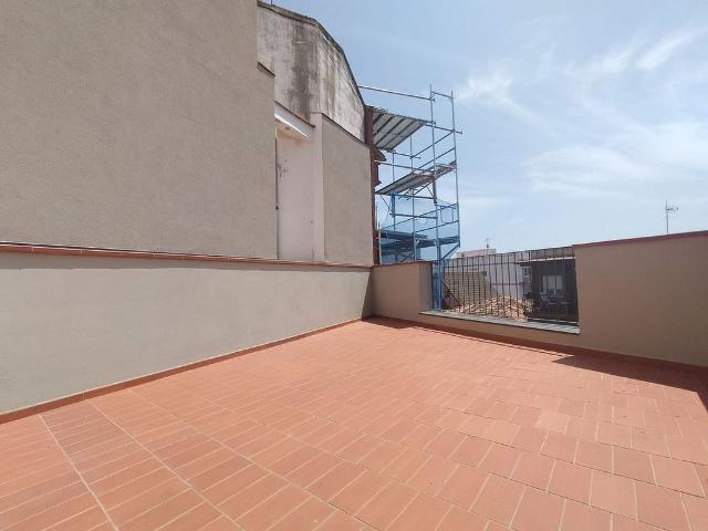 Dúplex en alquiler en Centre, Santa Coloma De Gramenet