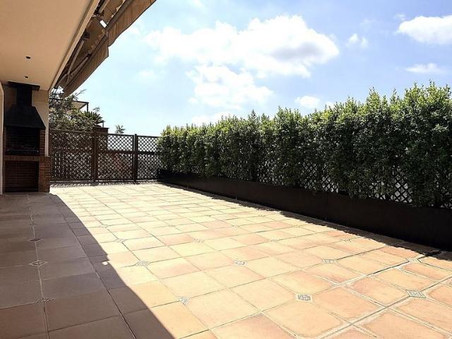 Dúplex en alquiler en Sarrià - Sant Gervasi, Barcelonès