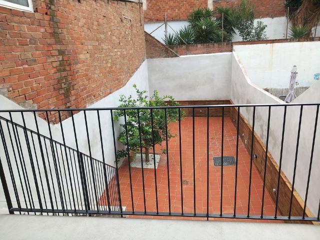Dúplex en alquiler en Districte 1, Barcelonès