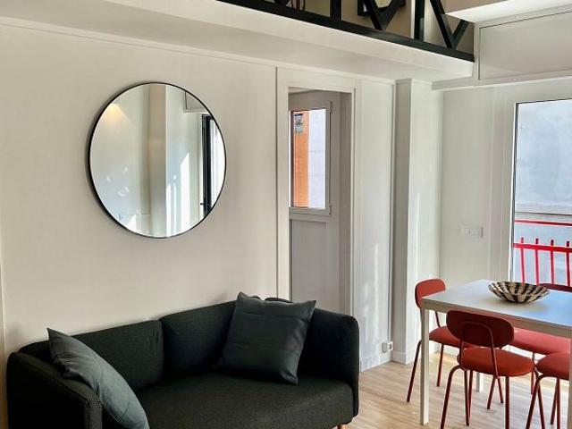 Dúplex en alquiler en Districte 1, Barcelonès