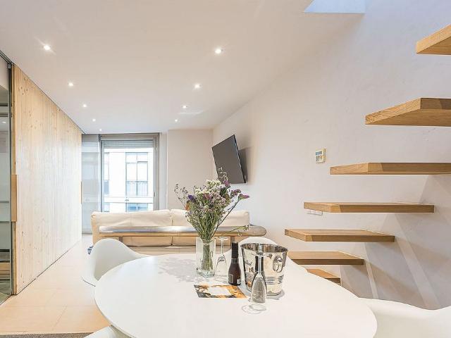 Dúplex en alquiler en Sarrià - Sant Gervasi, Barcelonès