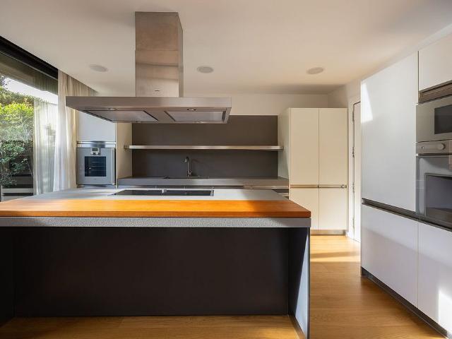 Dúplex en alquiler en Sarrià - Sant Gervasi, Barcelonès