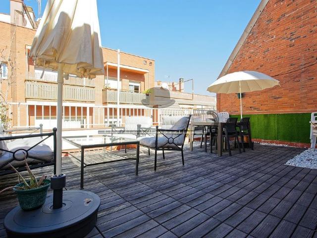Dúplex en alquiler en Horta-Guinardó, Barcelonès