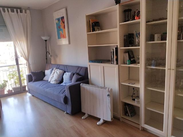 Dúplex en alquiler en Barcelona, Sants-Badal