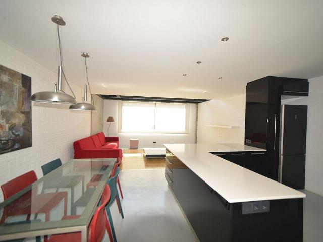 Dúplex en alquiler en Sant Martí, Barcelonès
