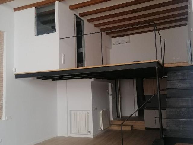 Dúplex en alquiler en la Bordeta, Barcelona