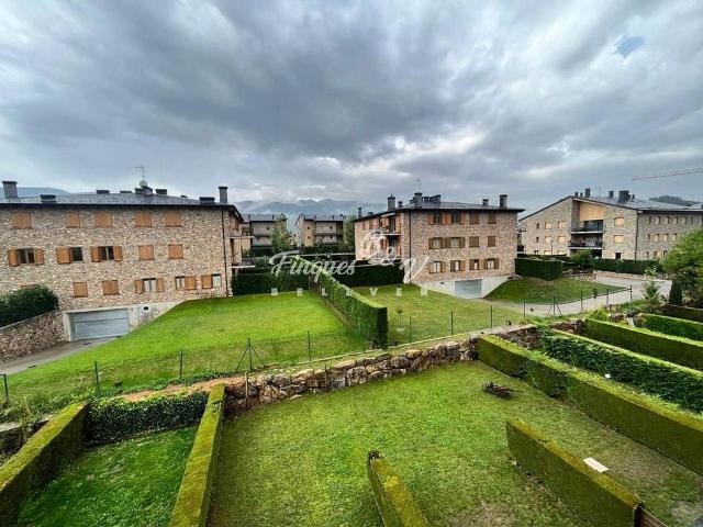 Dúplex en alquiler en Bellver De Cerdanya, Lleida