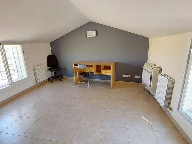 Dúplex en alquiler en Centre Vila, Alt Penedès