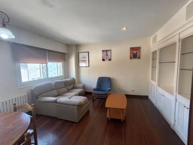 Casa en alquiler en Santiago de Compostela, Santiago