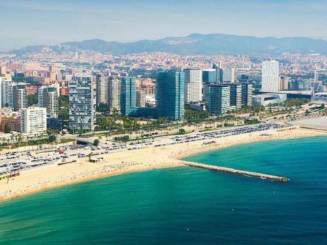 Dúplex en alquiler en Sant Martí, Barcelona