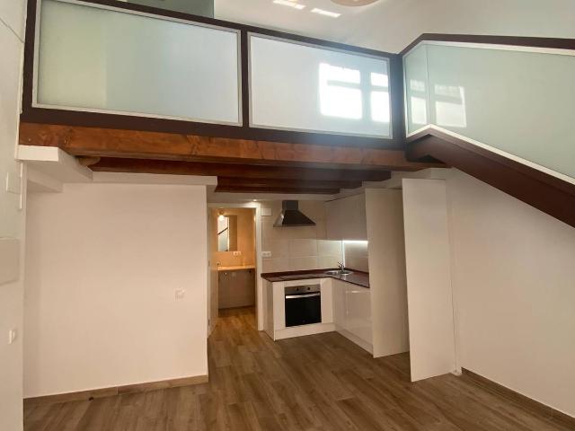 Dúplex en alquiler en Centre, Sabadell