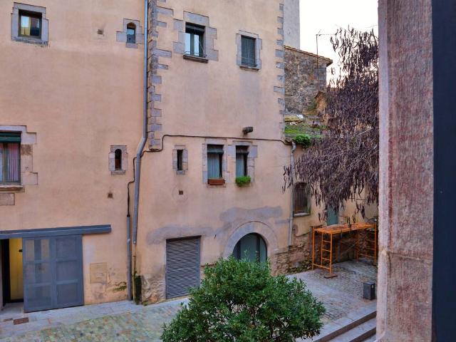 Dúplex en alquiler en Barri Vell, Gironès