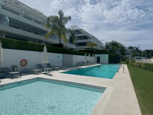 Dúplex en alquiler en Cdad La Cartuja del Golf, Estepona