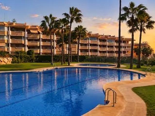 Casa en alquiler en Los Boliches, Costa del Sol Occidental
