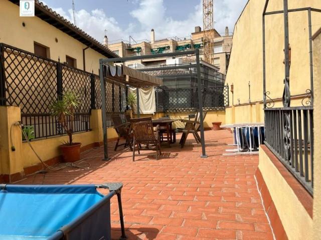 Dúplex en alquiler en Centro, Granada