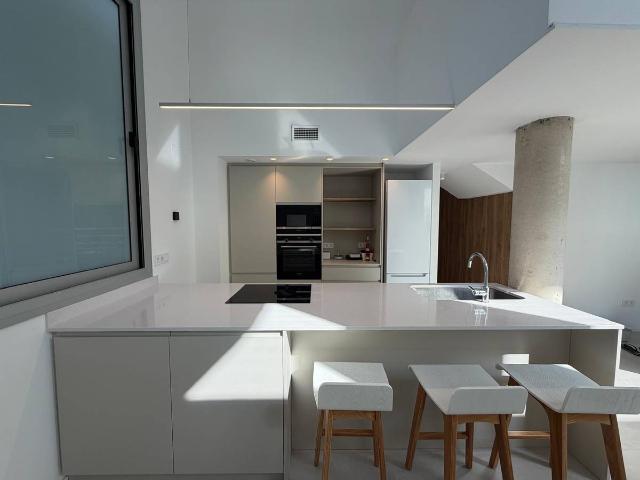 Dúplex en alquiler en Barri Vell, Girona
