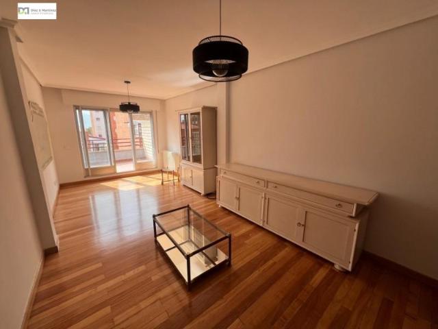 Dúplex en alquiler en Chantría, León