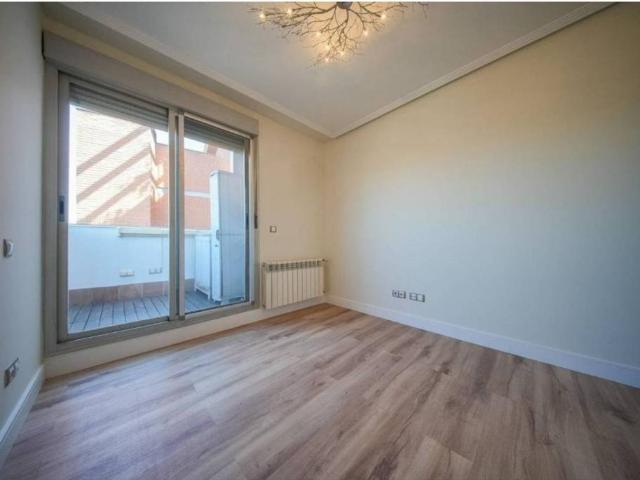 Dúplex en alquiler en Fuencarral - El Pardo, Madrid