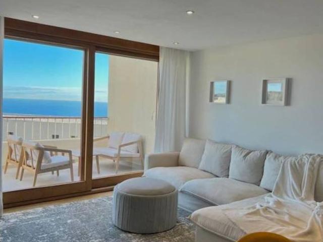 Dúplex en alquiler en Rio Real, Costa del Sol Occidental